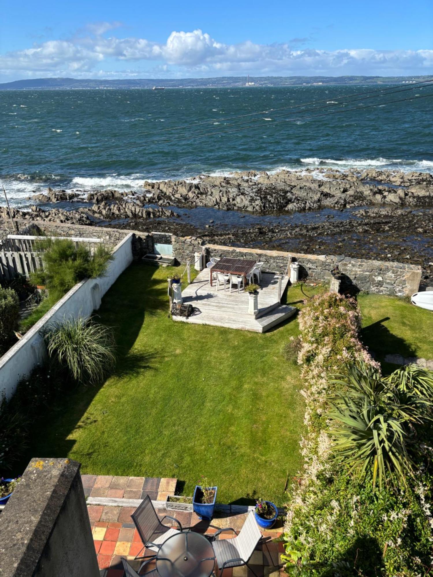 Splash Cottage Beach House With Sea Lapping Garden Bangor  Bagian luar foto