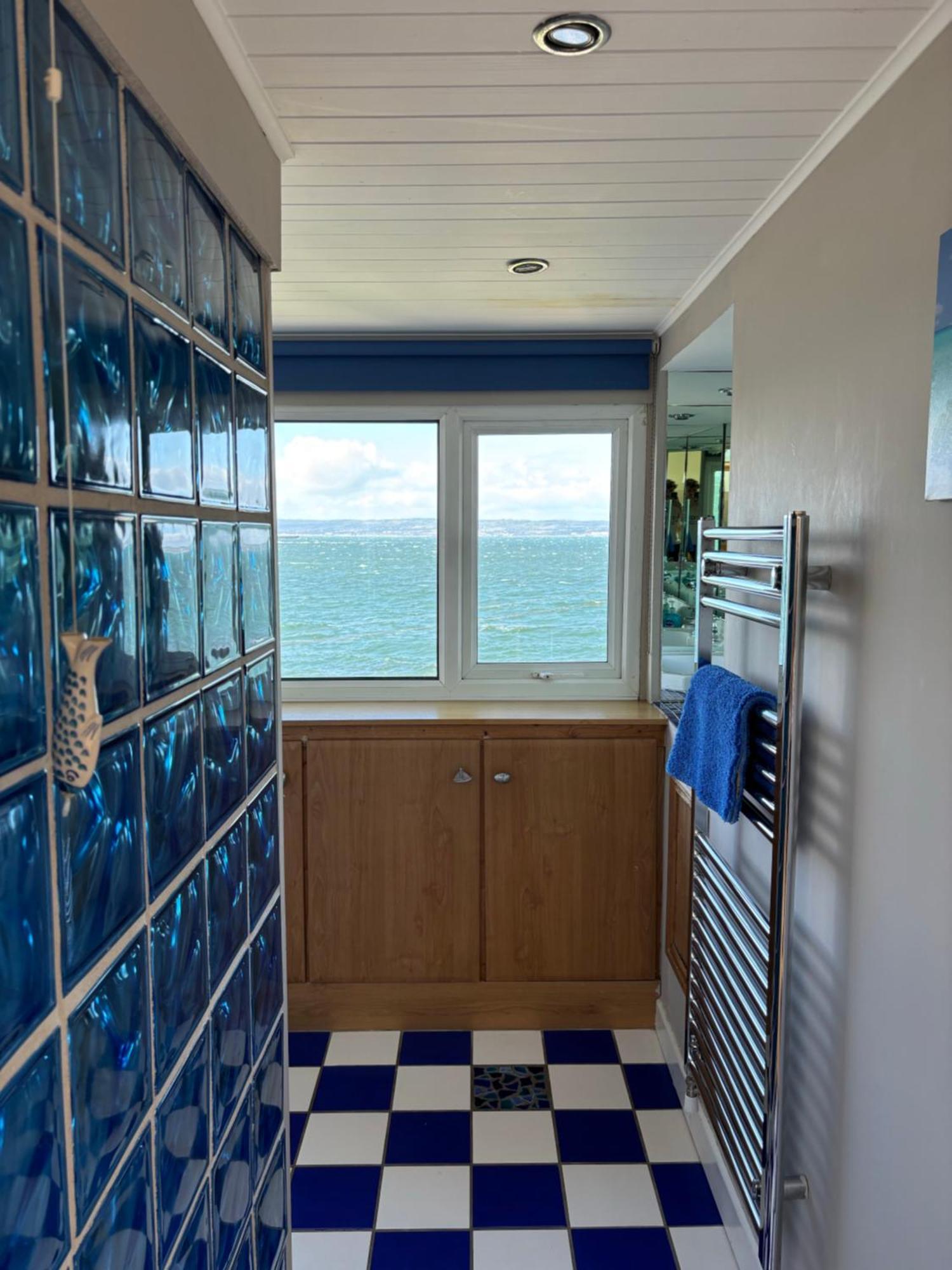 Splash Cottage Beach House With Sea Lapping Garden Bangor  Bagian luar foto