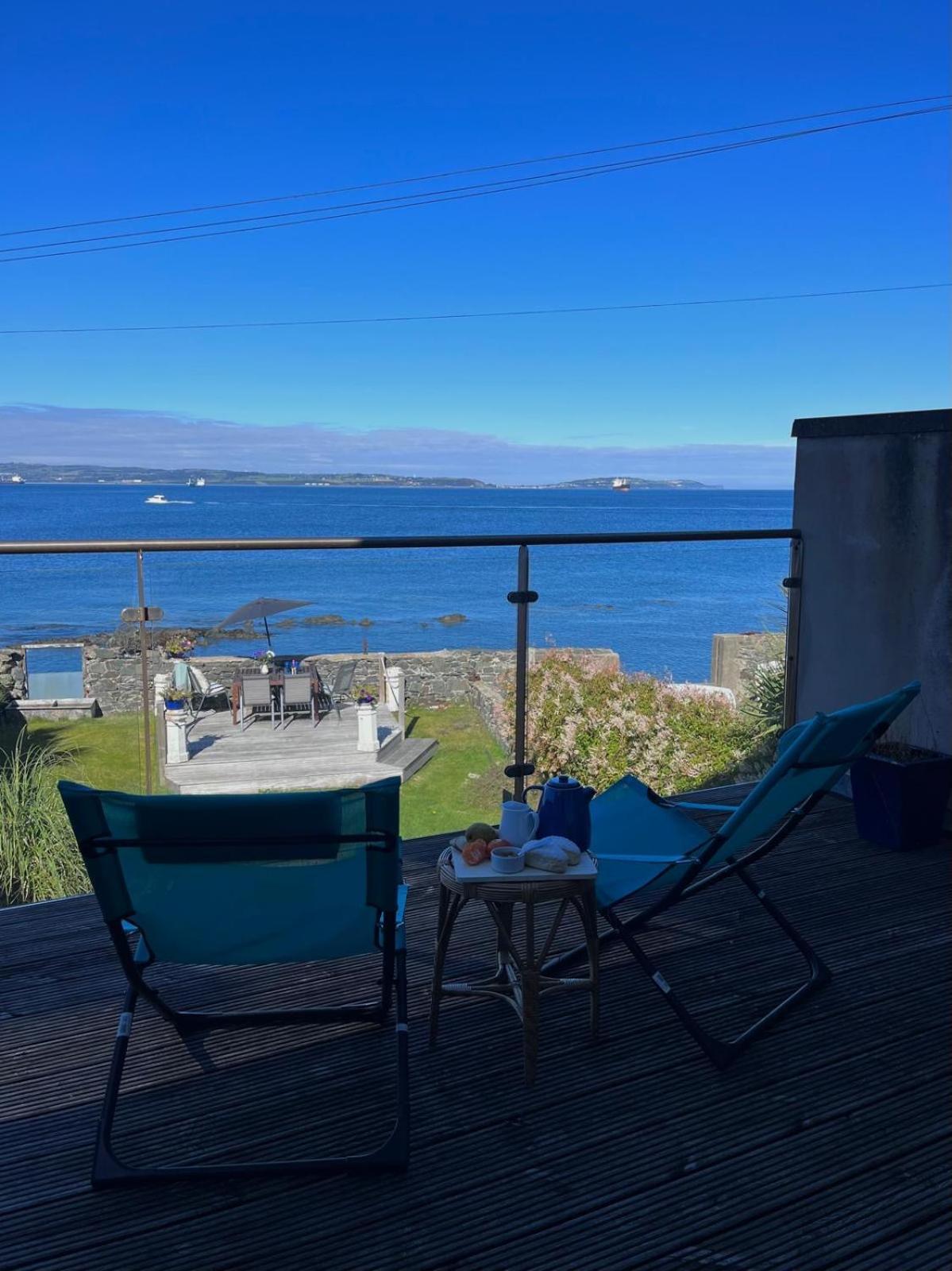 Splash Cottage Beach House With Sea Lapping Garden Bangor  Bagian luar foto