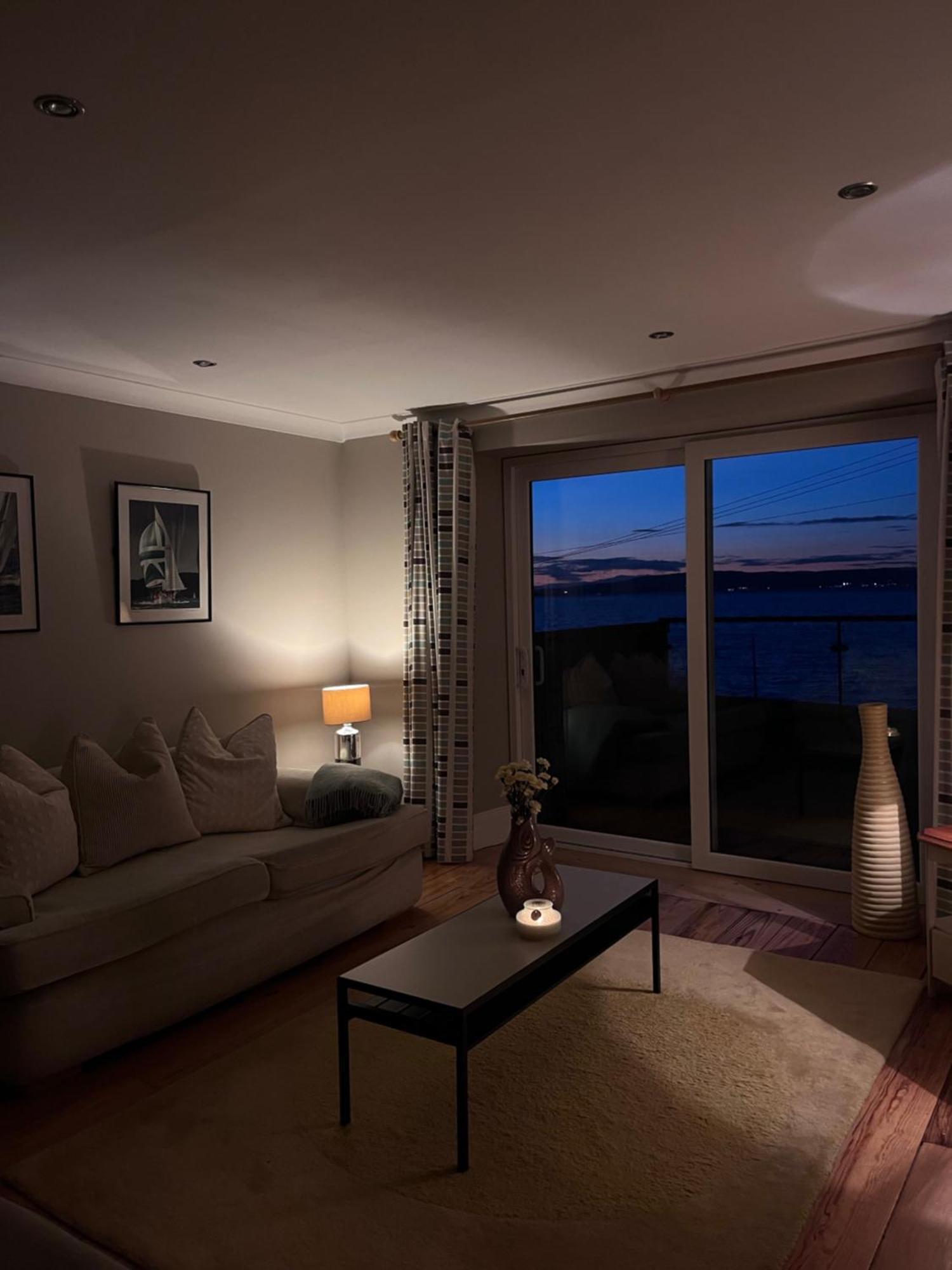 Splash Cottage Beach House With Sea Lapping Garden Bangor  Bagian luar foto